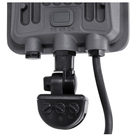 NAŚWIETLACZ LEDINAIRE PIR 30W CCT